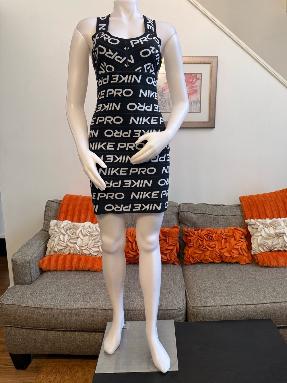 ❣️🆕NIKE Pro Bandage Dress Black & White All Over Logo Print $120 MSRP❣️ - Picture 3 of 9